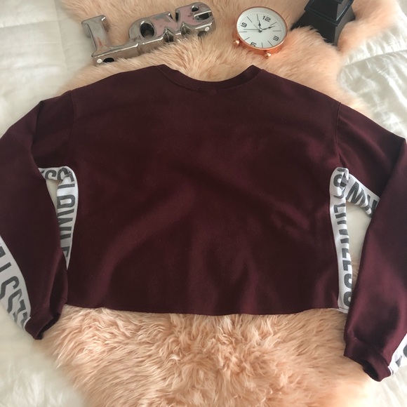 Burgundy sweater - Picture 3 of 3